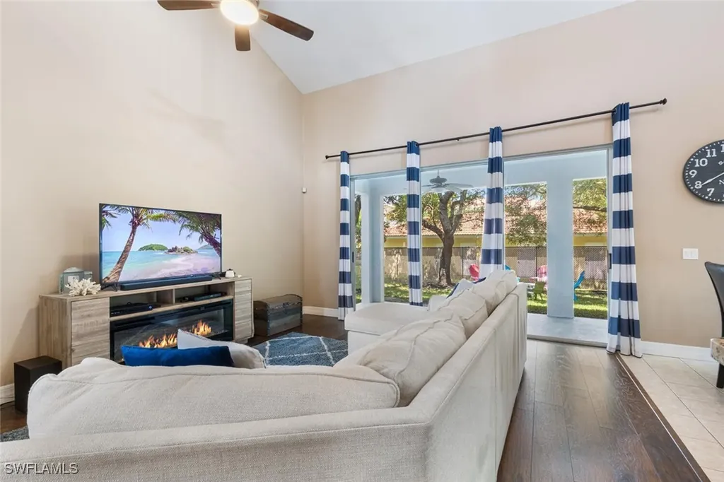 109 Burnt Pine Drive Naples FL 34119
