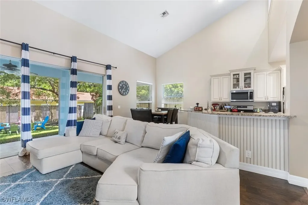 109 Burnt Pine Drive Naples FL 34119
