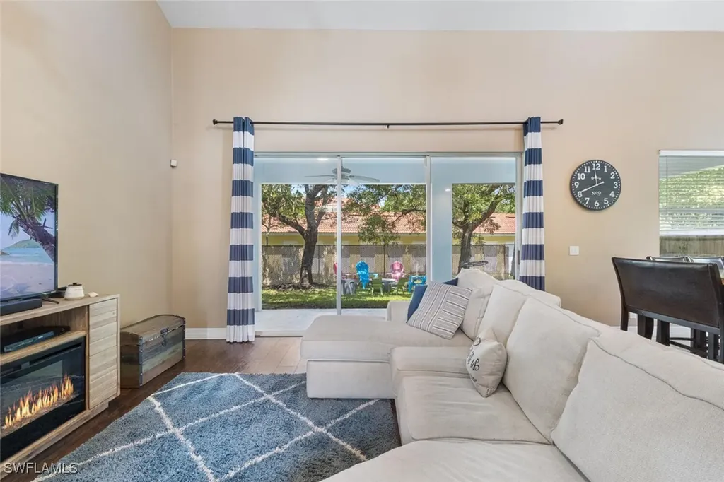109 Burnt Pine Drive Naples FL 34119