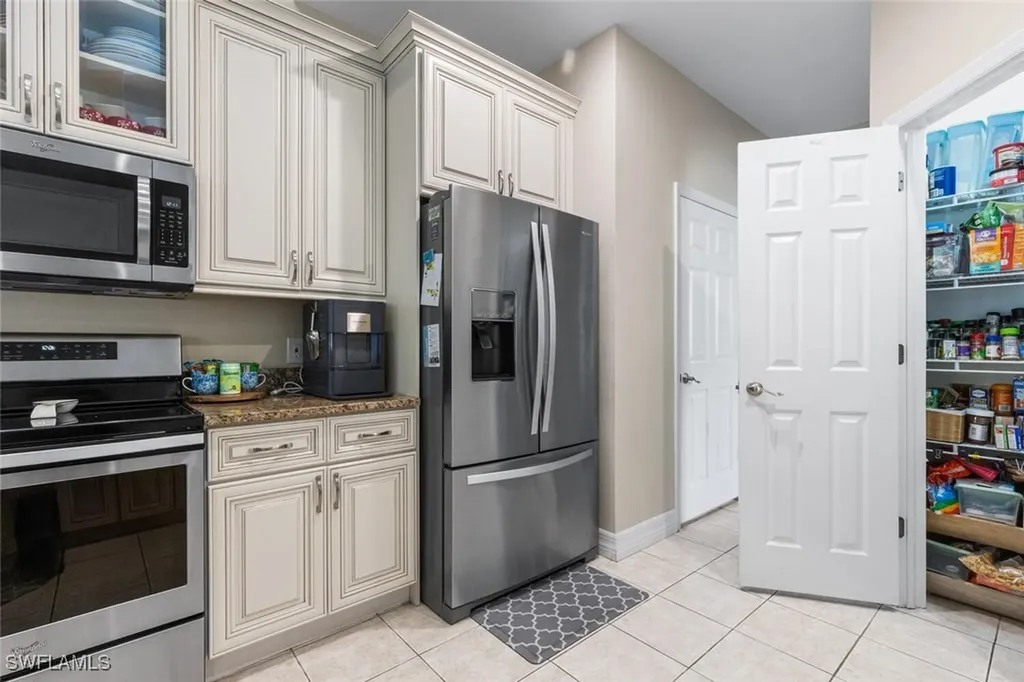 109 Burnt Pine Drive Naples FL 34119