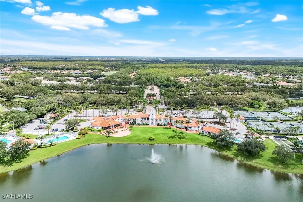 3556 El Verdado Court Naples FL 34109