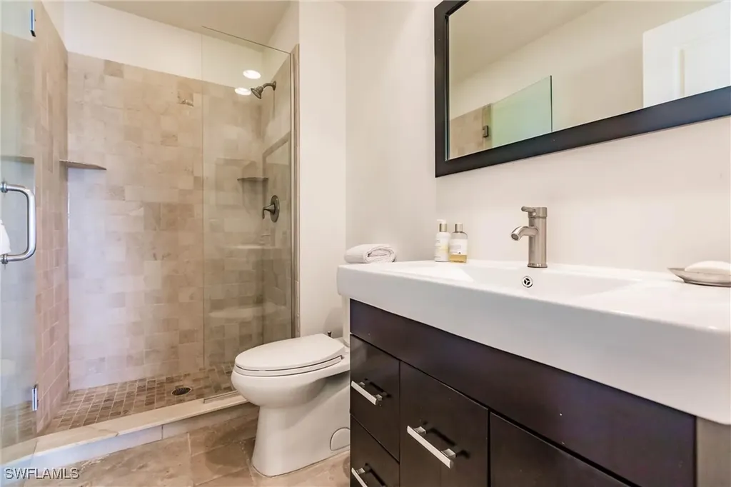 307 Goodlette-frank Road S Naples FL 34102