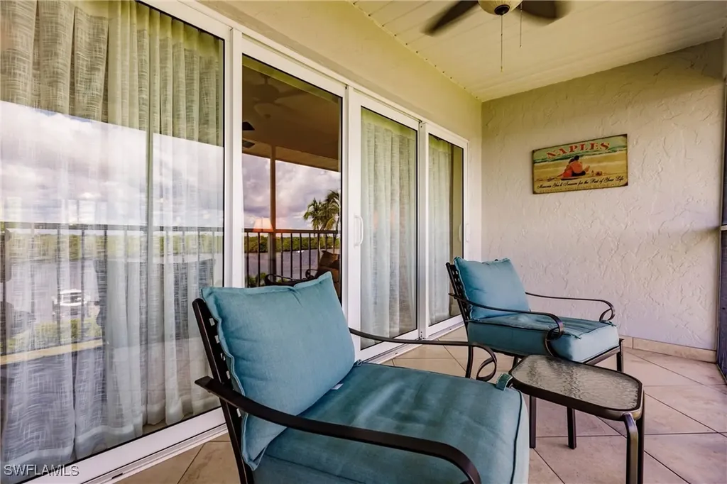 307 Goodlette-frank Road S Naples FL 34102