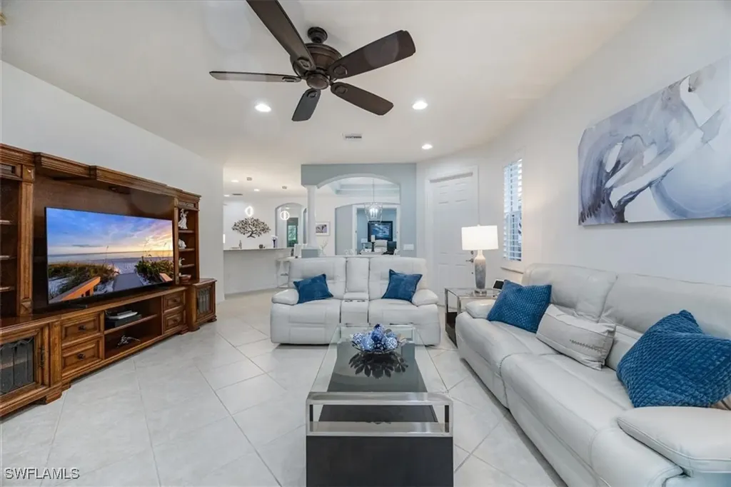 14732 Cranberry Court Naples FL 34114