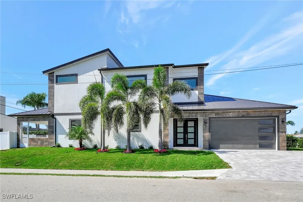 596 97th Avenue N Naples FL 34108