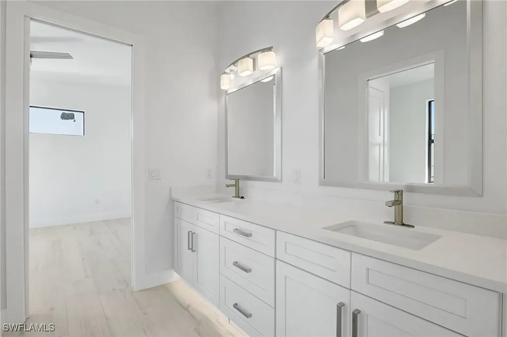 596 97th Avenue N Naples FL 34108