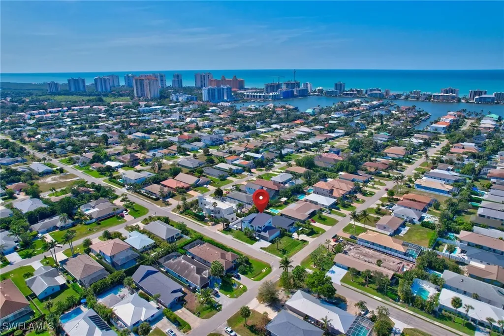 596 97th Avenue N Naples FL 34108