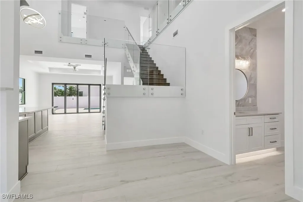 596 97th Avenue N Naples FL 34108