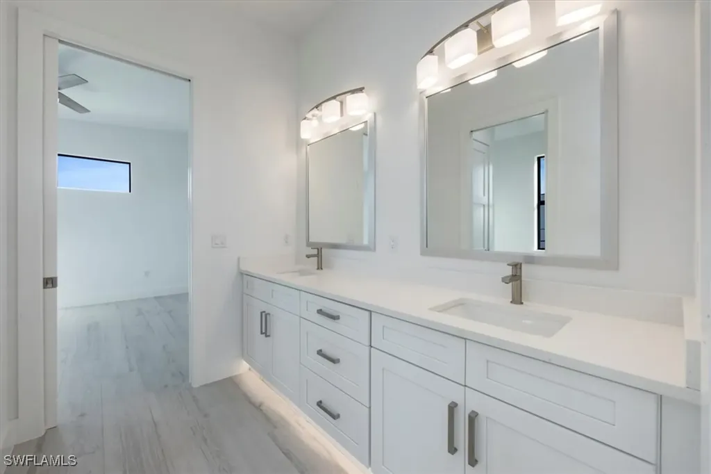 596 97th Avenue N Naples FL 34108