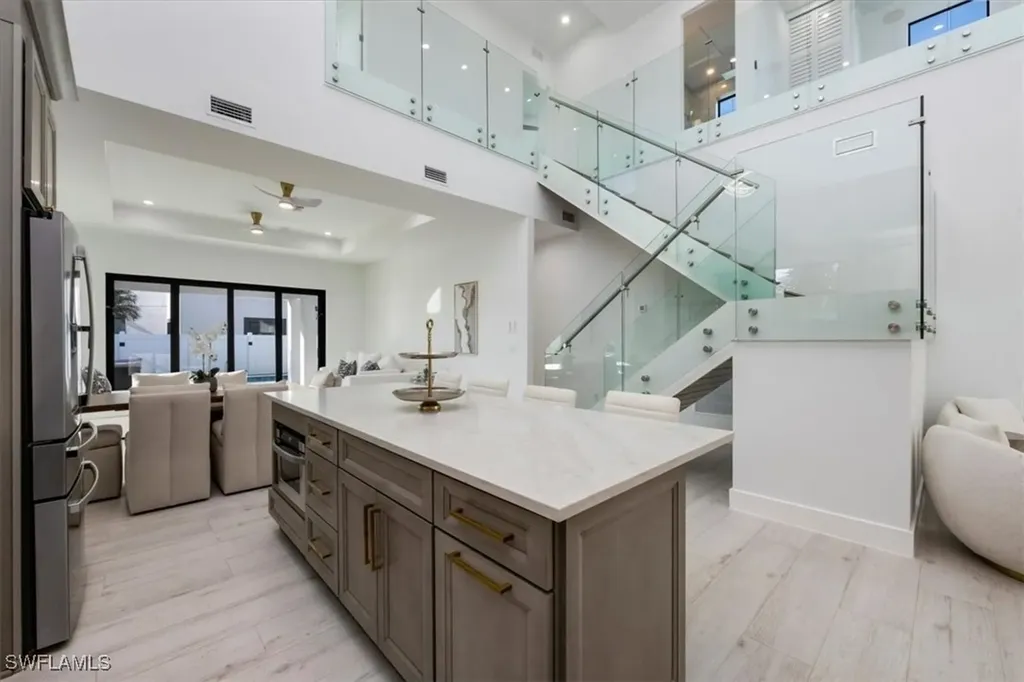 596 97th Avenue N Naples FL 34108