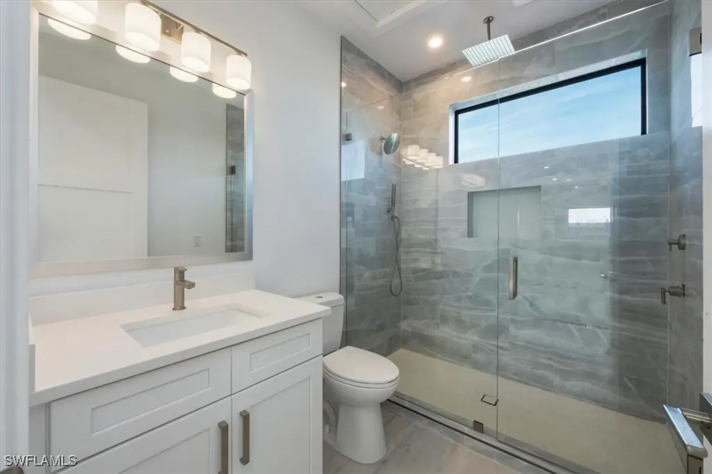 596 97th Avenue N Naples FL 34108