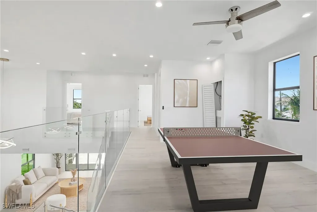 596 97th Avenue N Naples FL 34108