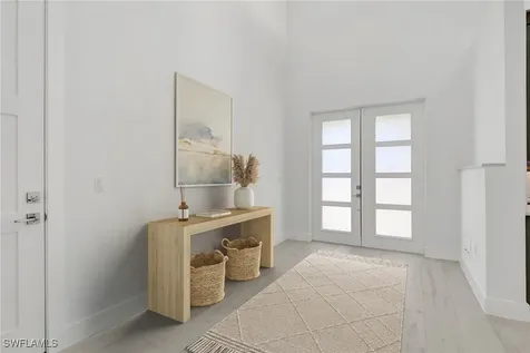 596 97TH Avenue N Naples FL 34108