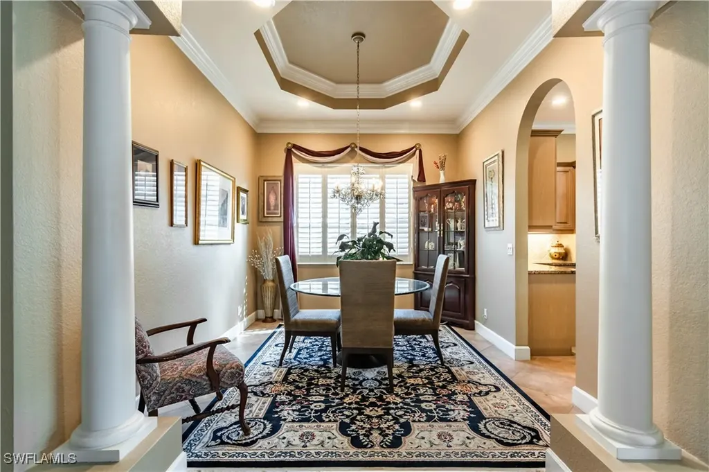 16144 Parque Lane Naples FL 34110