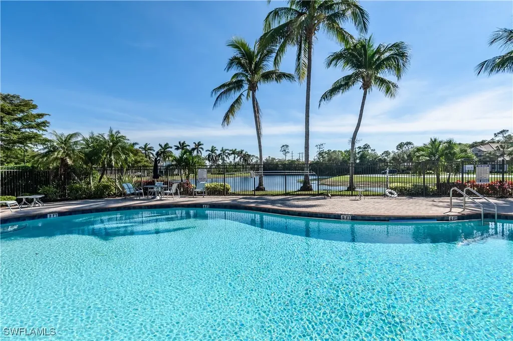 16144 Parque Lane Naples FL 34110