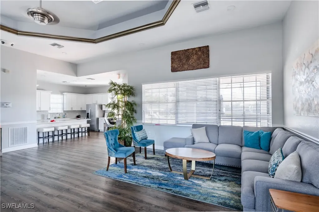 16144 Parque Lane Naples FL 34110