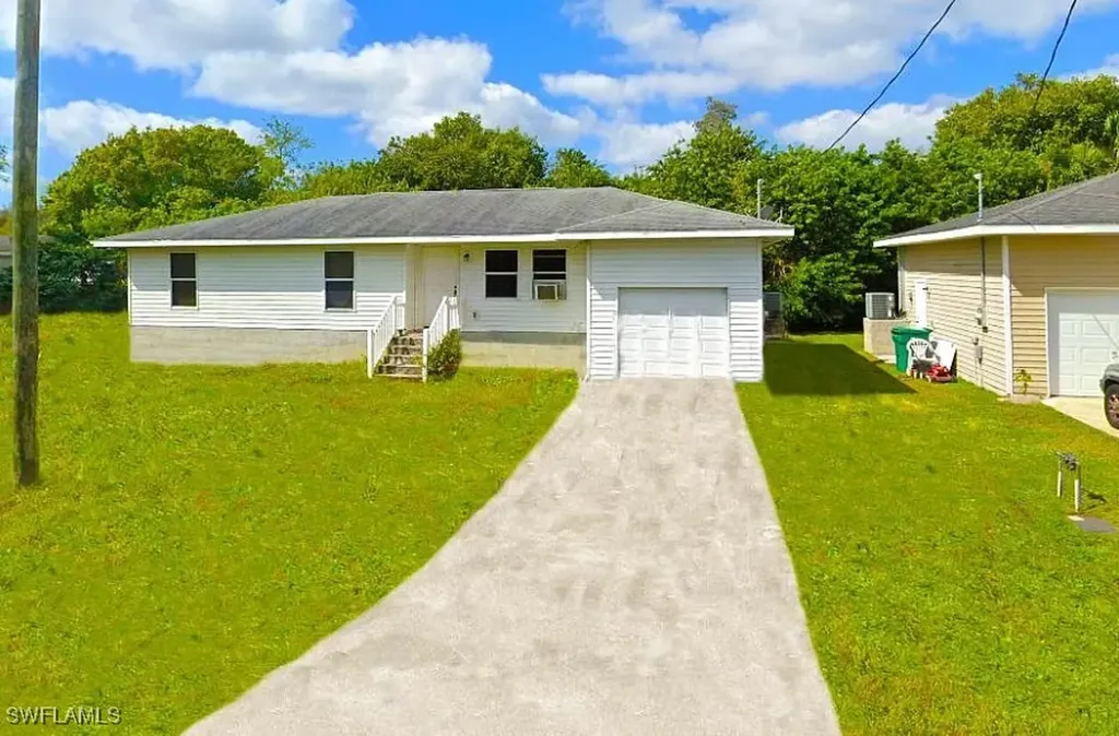 2715 Lee Street Punta Gorda FL 33950