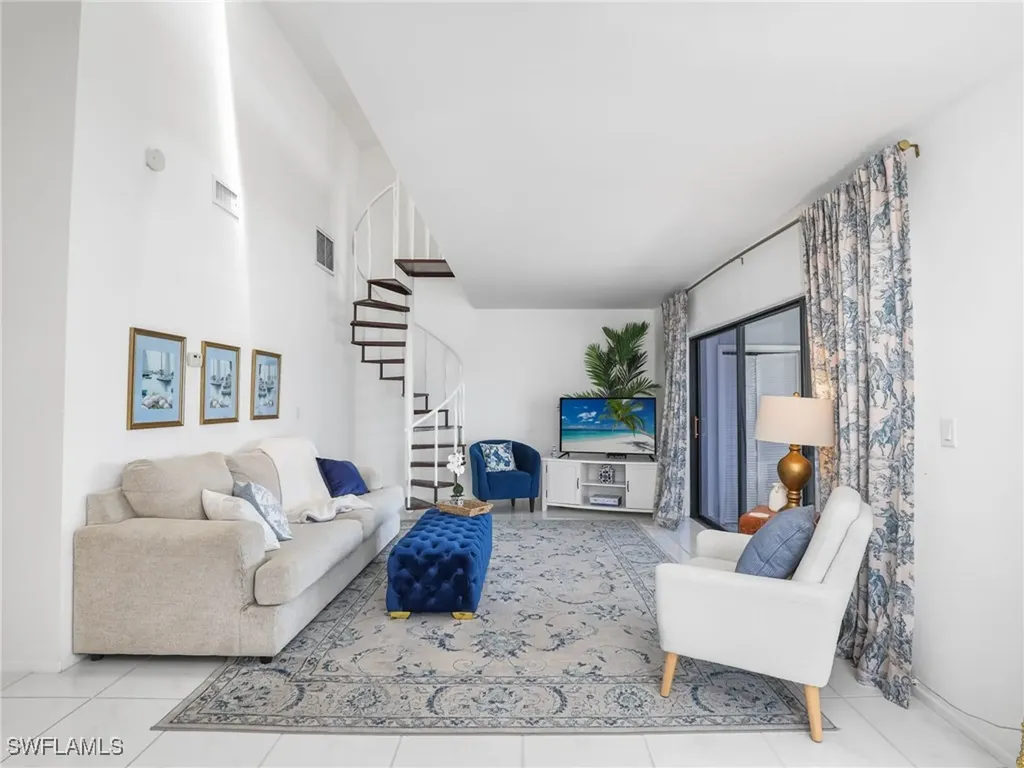 621 SW 3rd Court Cape Coral FL 33991