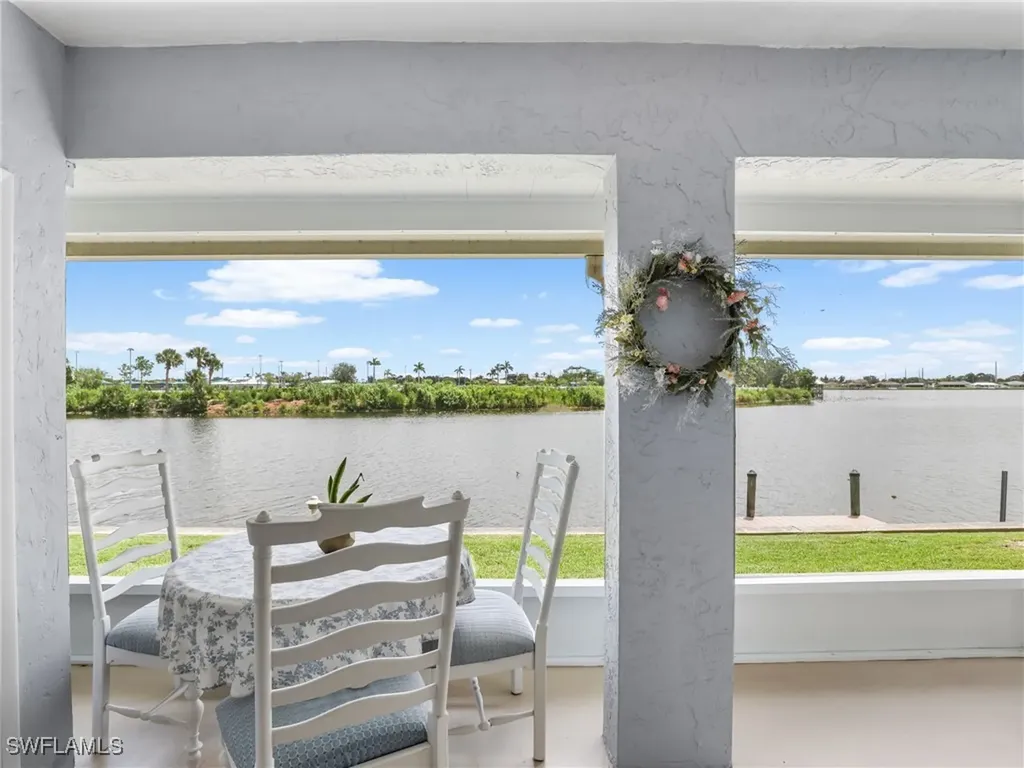 621 SW 3rd Court Cape Coral FL 33991