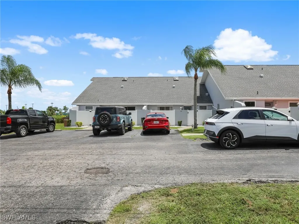 621 SW 3rd Court Cape Coral FL 33991