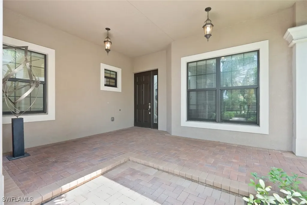 13750 Callisto Avenue Naples FL 34109