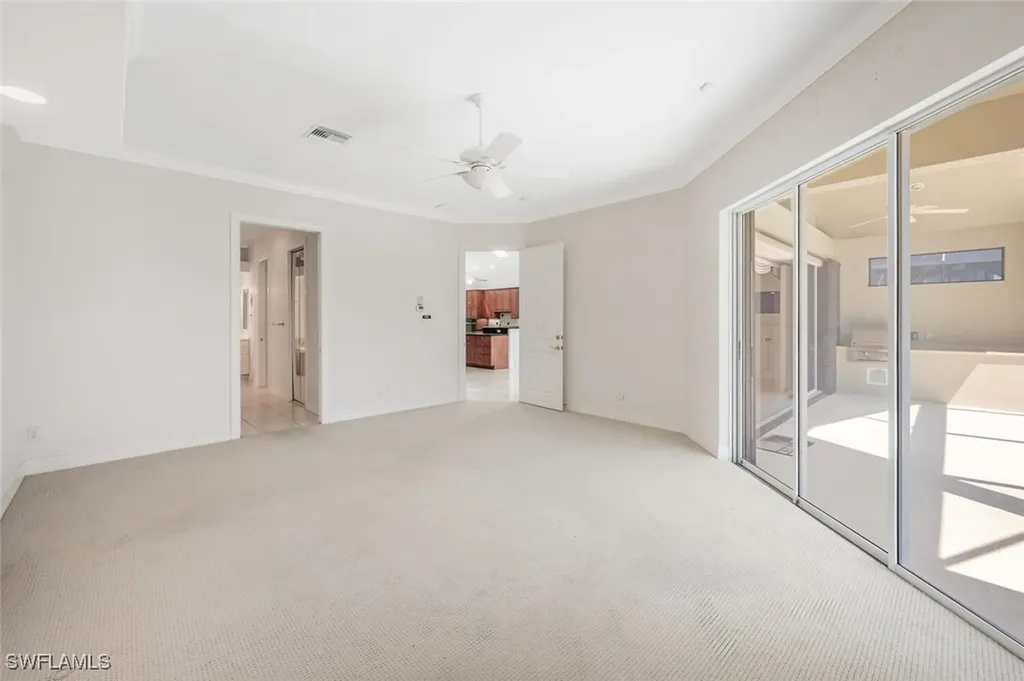 5072 Kensington High Street Naples FL 34105