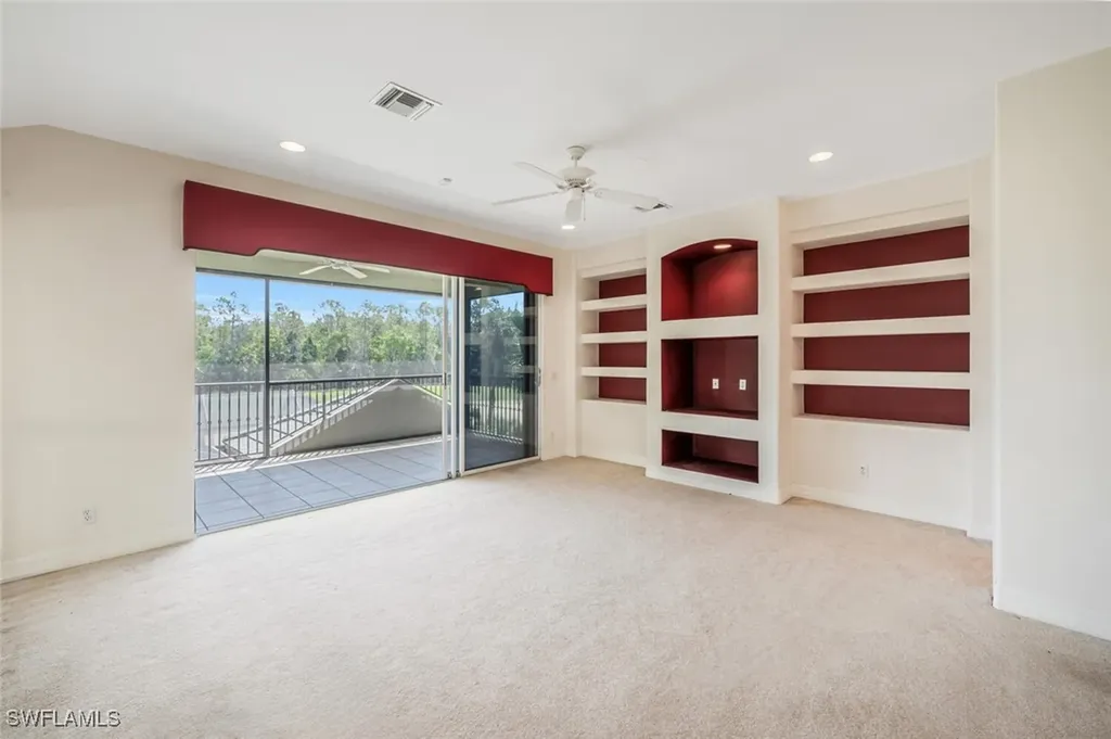 5072 Kensington High Street Naples FL 34105