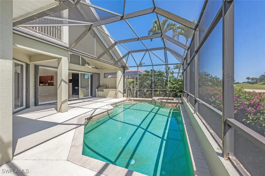 5072 Kensington High Street Naples FL 34105