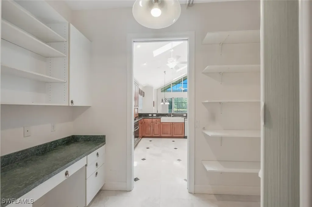 5072 Kensington High Street Naples FL 34105