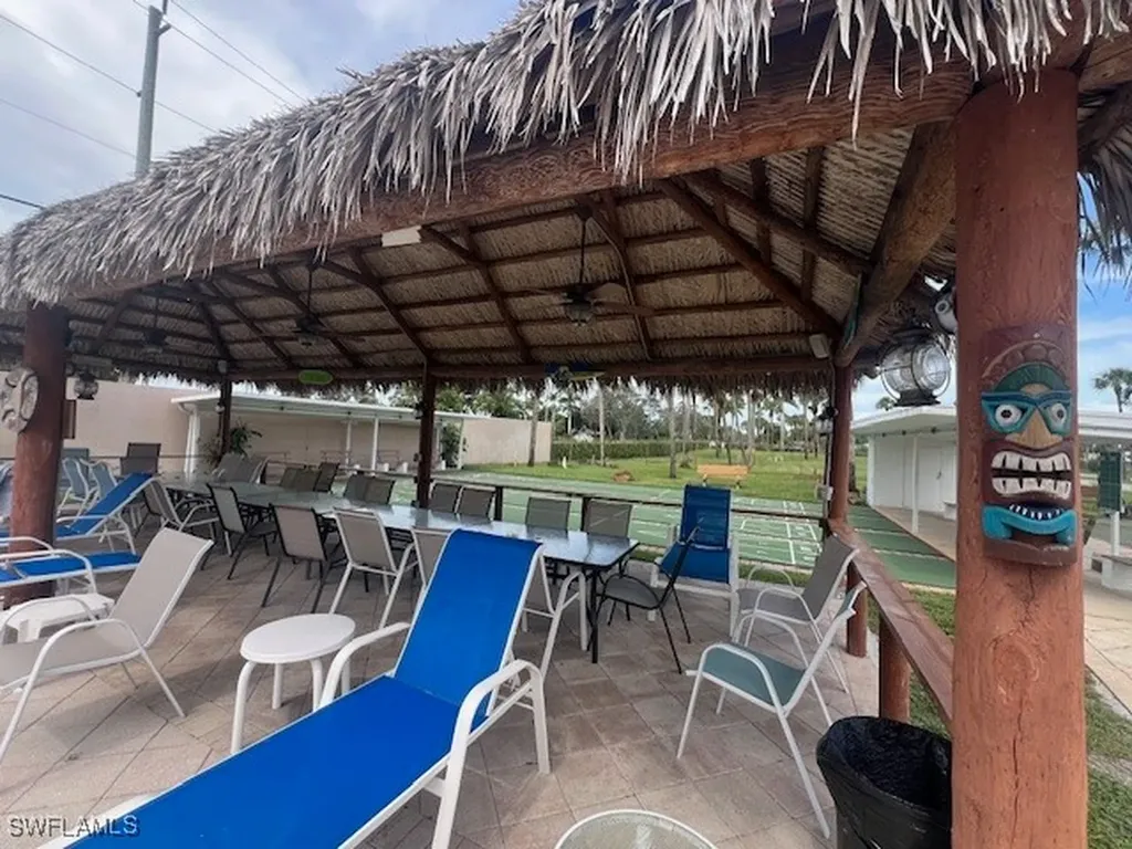 519 Riviera Boulevard E Naples FL 34112