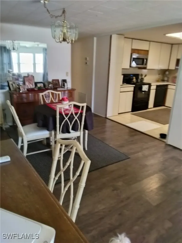 519 Riviera Boulevard E Naples FL 34112