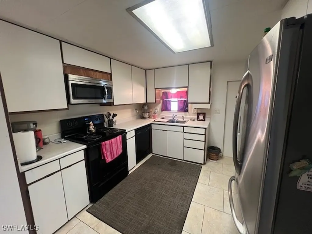 519 Riviera Boulevard E Naples FL 34112