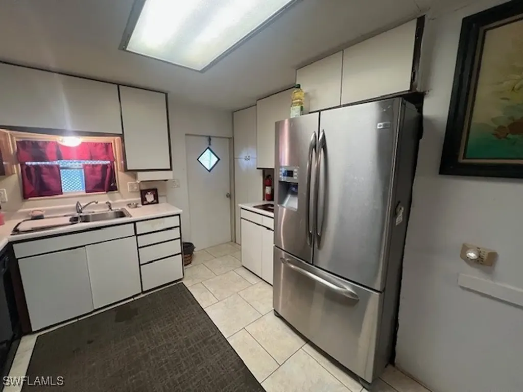 519 Riviera Boulevard E Naples FL 34112