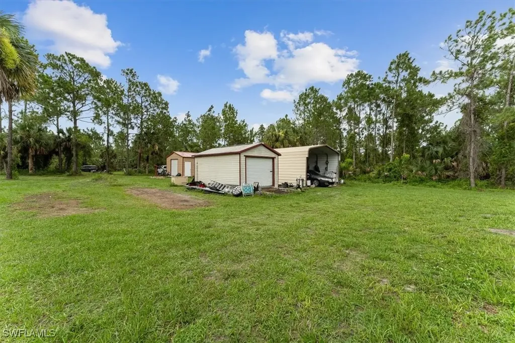 2905 10th Avenue SE Naples FL 34117