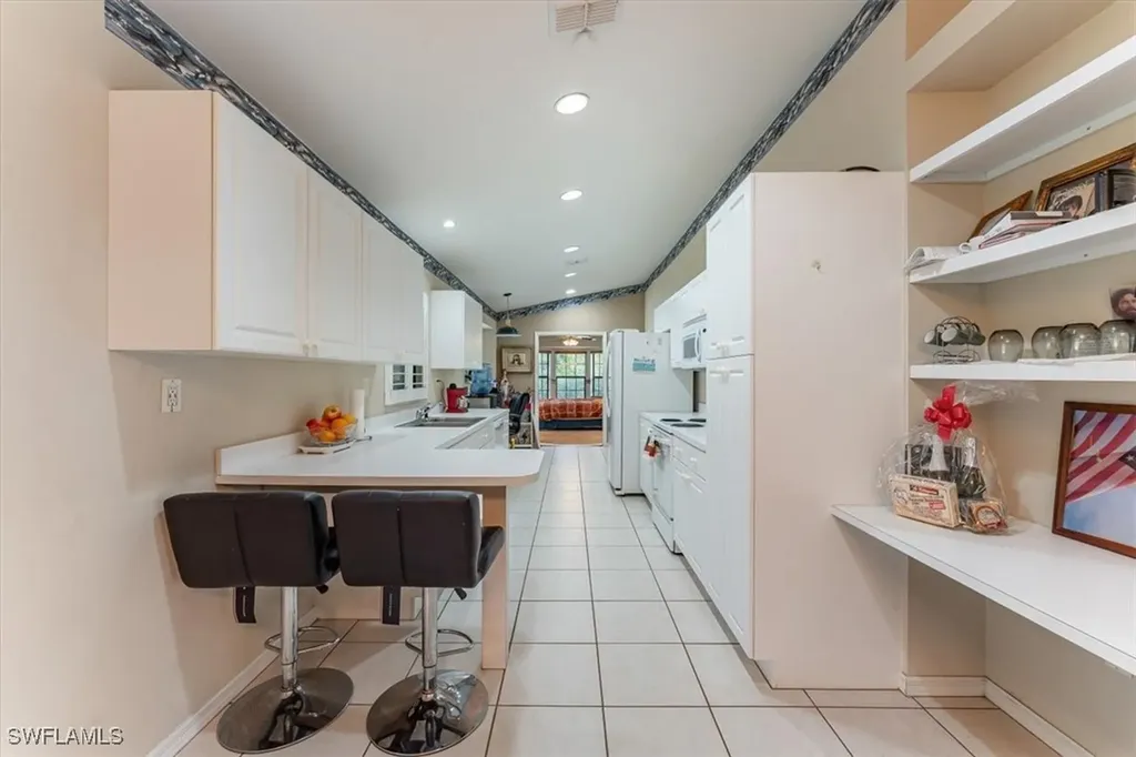 2905 10th Avenue SE Naples FL 34117