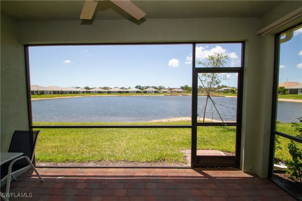1241 Enbrook Loop Naples FL 34114