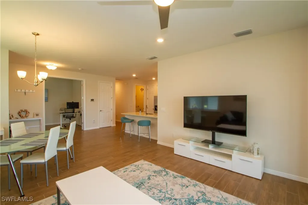 1241 Enbrook Loop Naples FL 34114