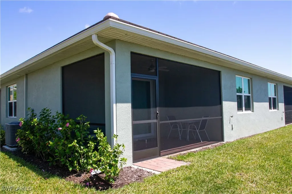 1241 Enbrook Loop Naples FL 34114