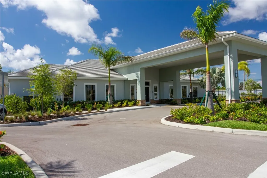 1241 Enbrook Loop Naples FL 34114