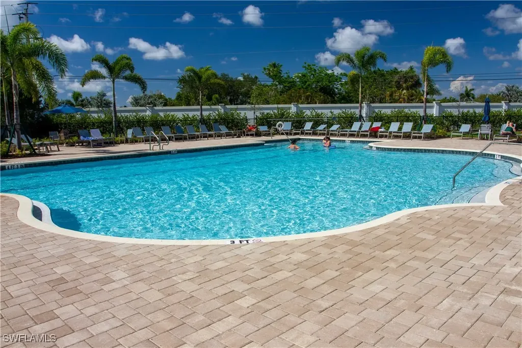 1241 Enbrook Loop Naples FL 34114