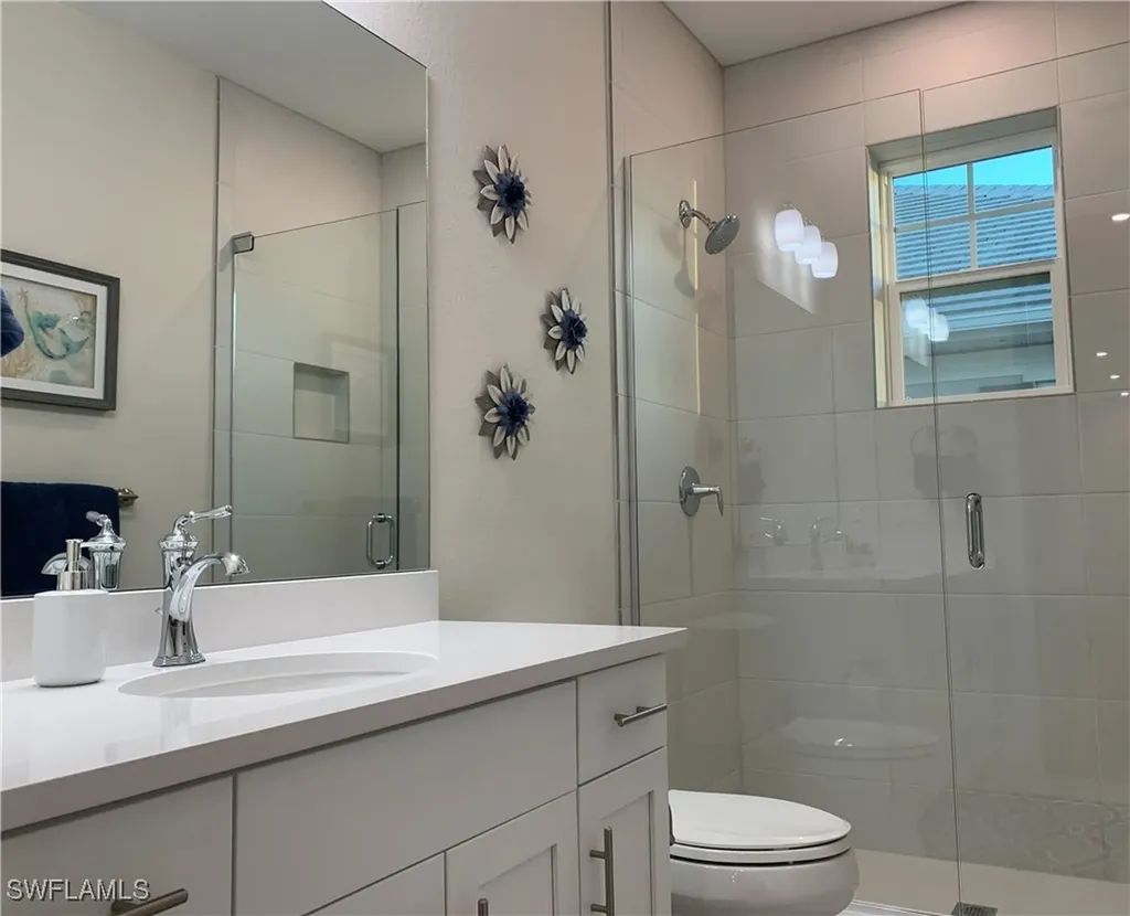 208 Indies Drive E Naples FL 34114