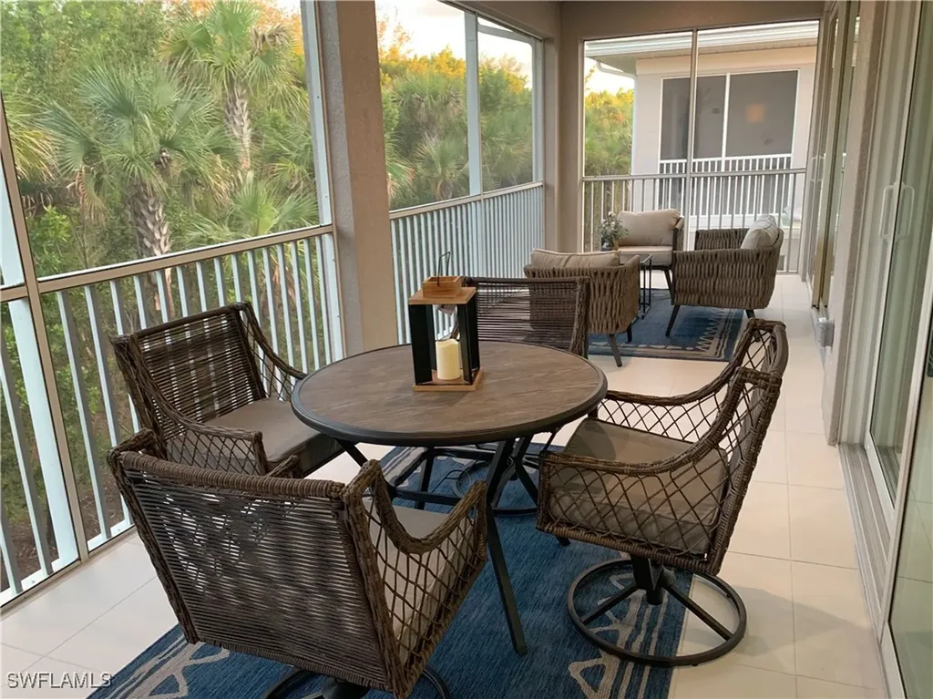 208 Indies Drive E Naples FL 34114