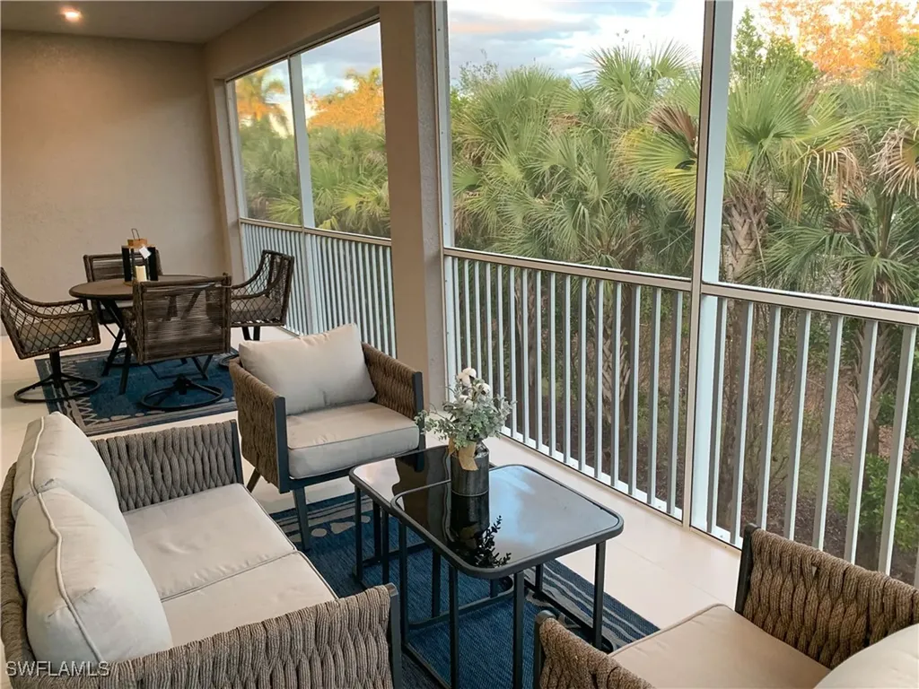 208 Indies Drive E Naples FL 34114