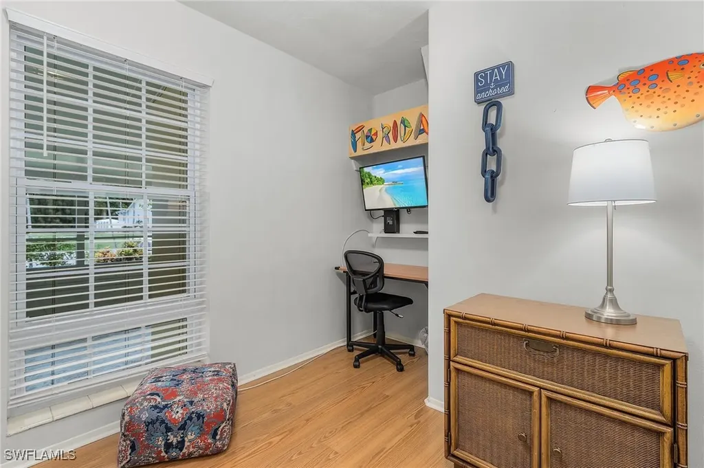 1281 10th Street N Naples FL 34102