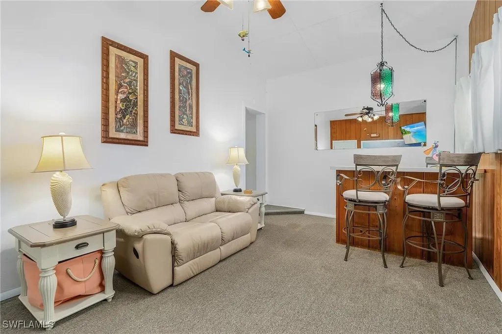 1281 10th Street N Naples FL 34102