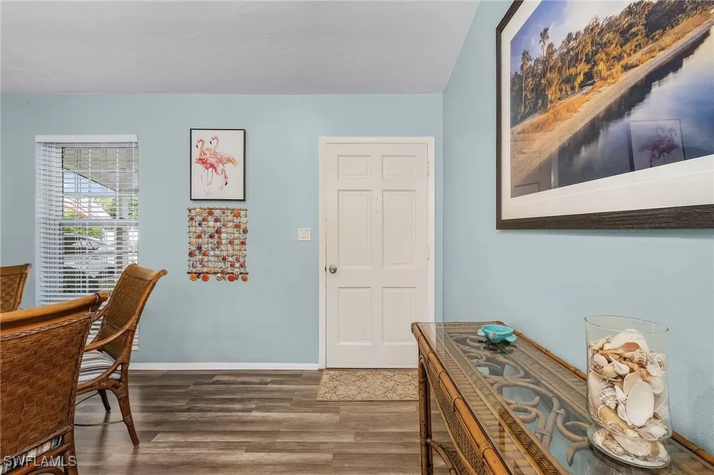 1281 10th Street N Naples FL 34102