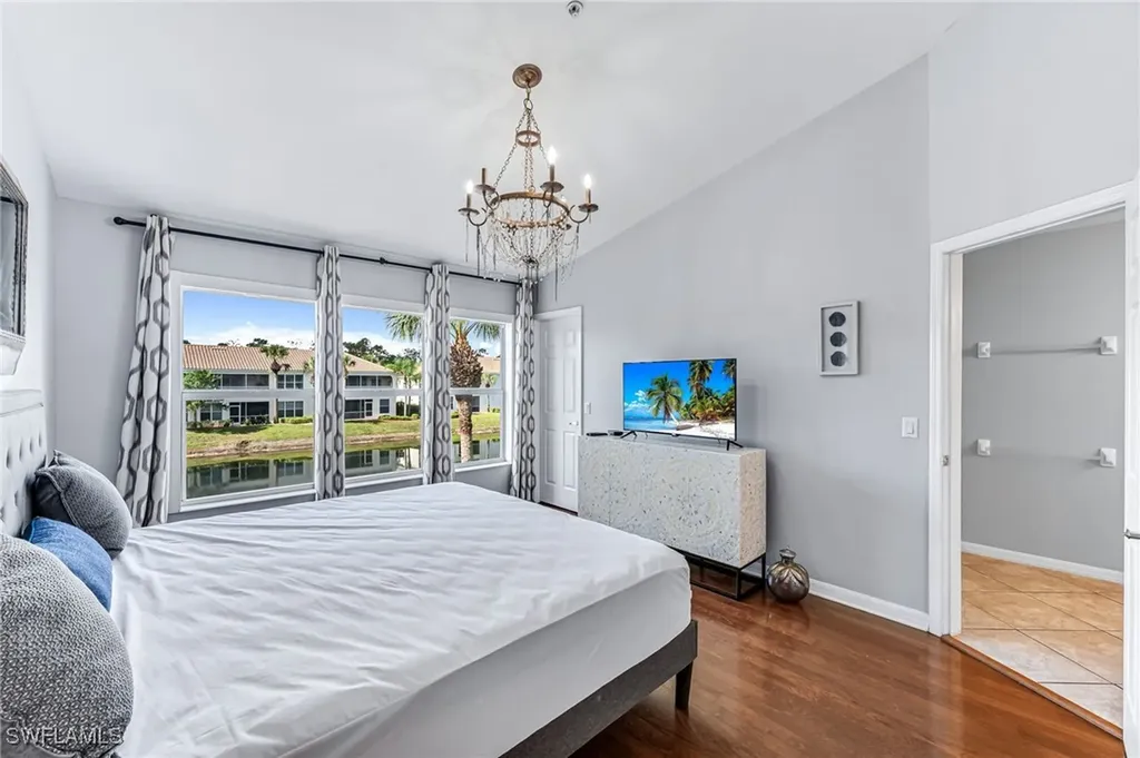 960 Hampton Circle Naples FL 34105