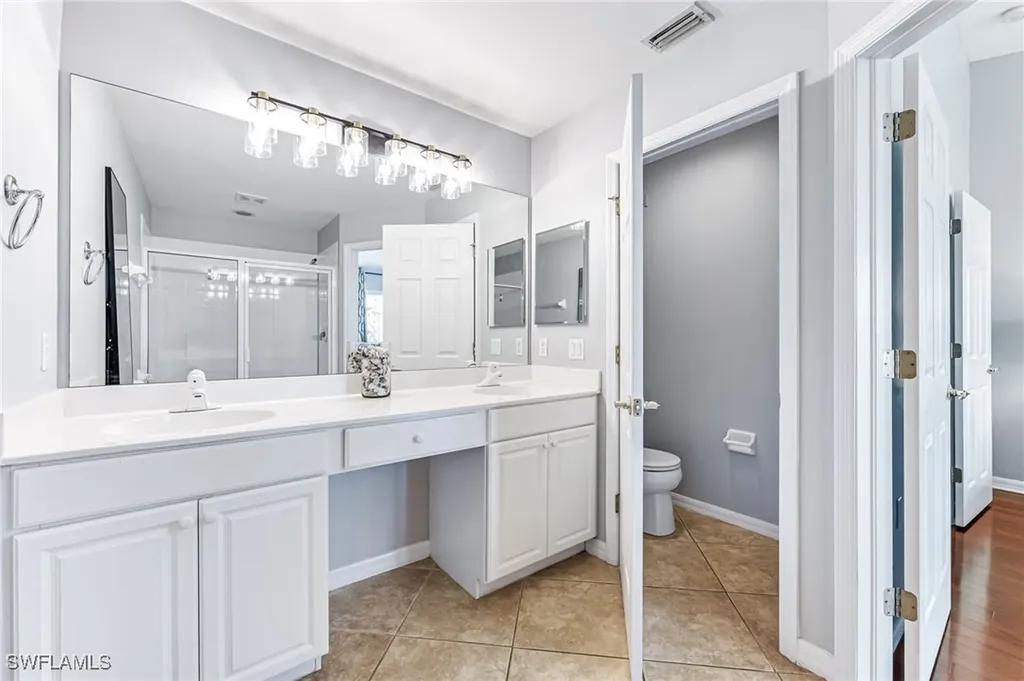 960 Hampton Circle Naples FL 34105