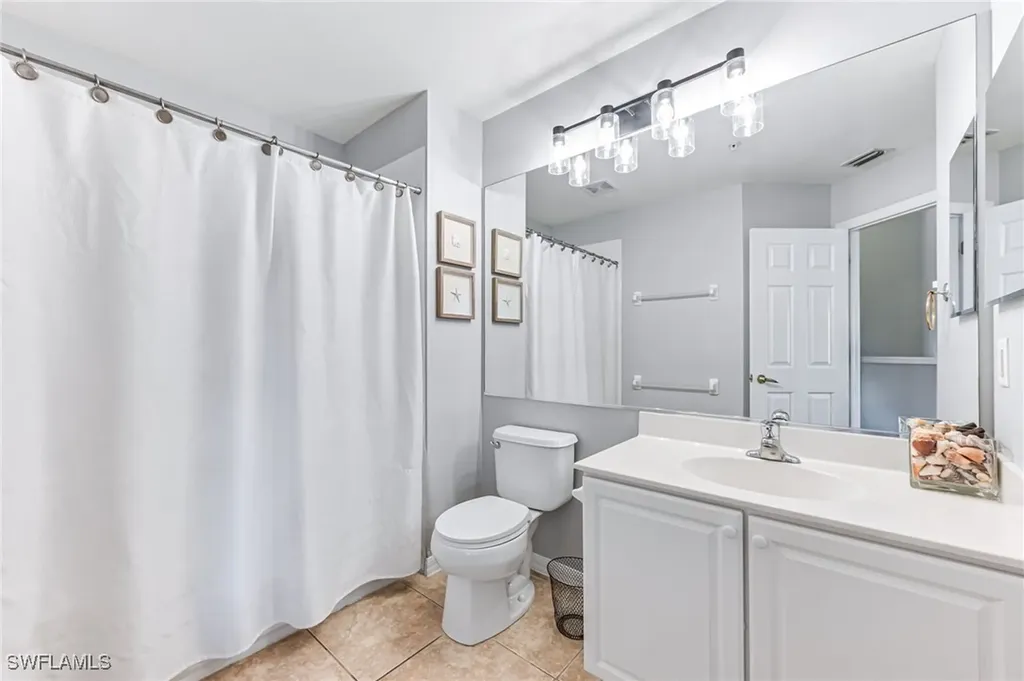 960 Hampton Circle Naples FL 34105