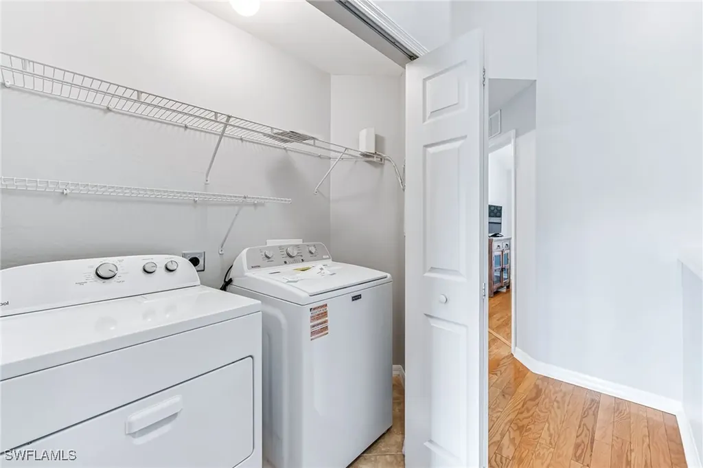 960 Hampton Circle Naples FL 34105